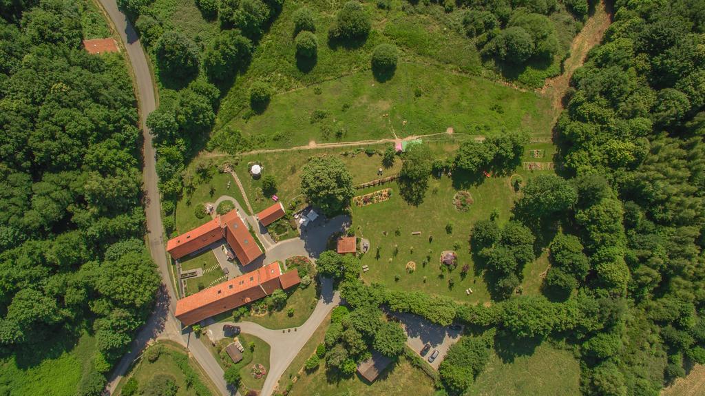 ホテル Domaine De La Jarrige Saint-Vaury エクステリア 写真